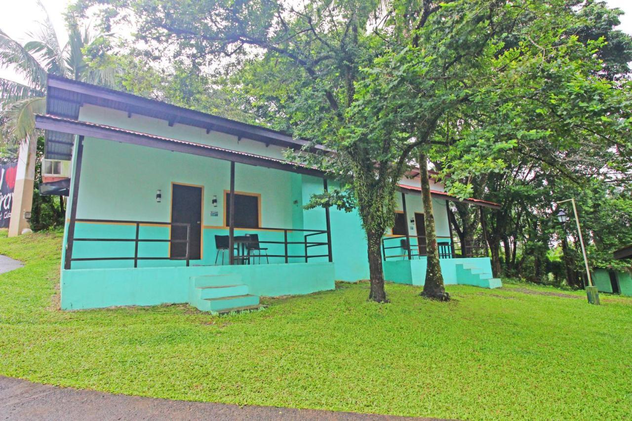 Caliraya Resort Club Lumban Exterior photo
